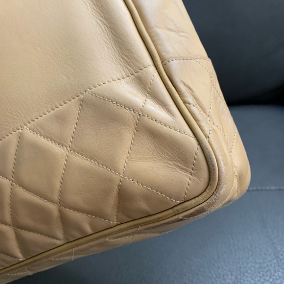 Chanel Vintage Shopping Tote 24k GHW - Picture 6 of 16